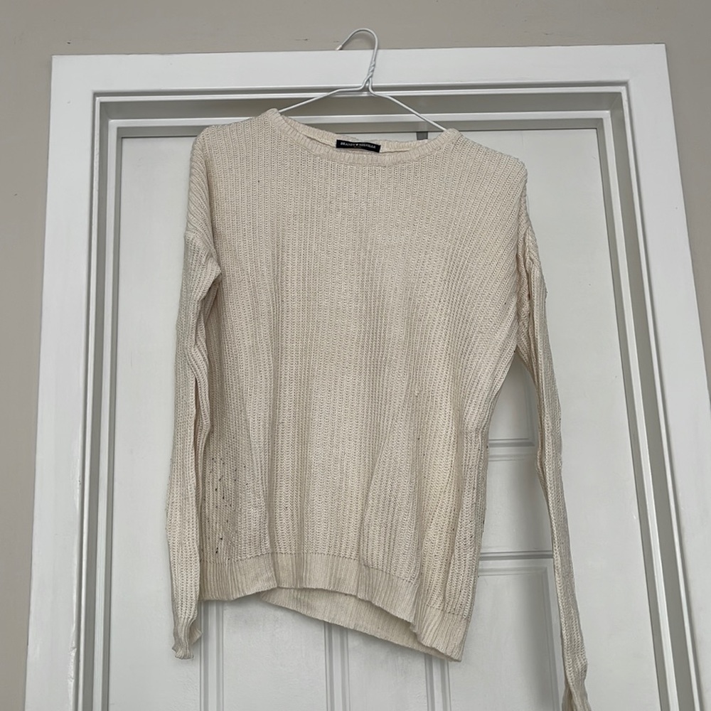 Brandy Melville sweater